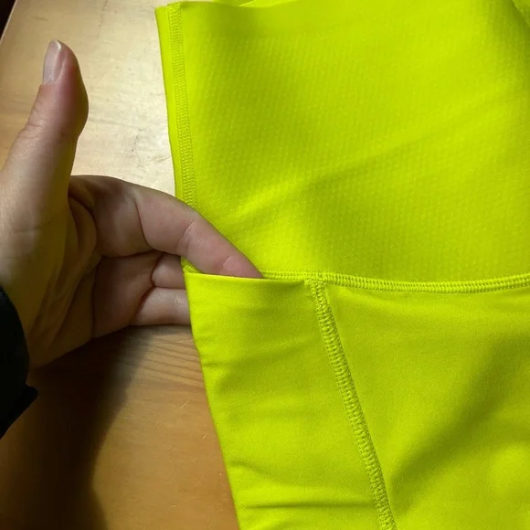 Fanka Power Sculpt, side pocket, full length leggings in Citron/Lemonade - Picture 9 of 11